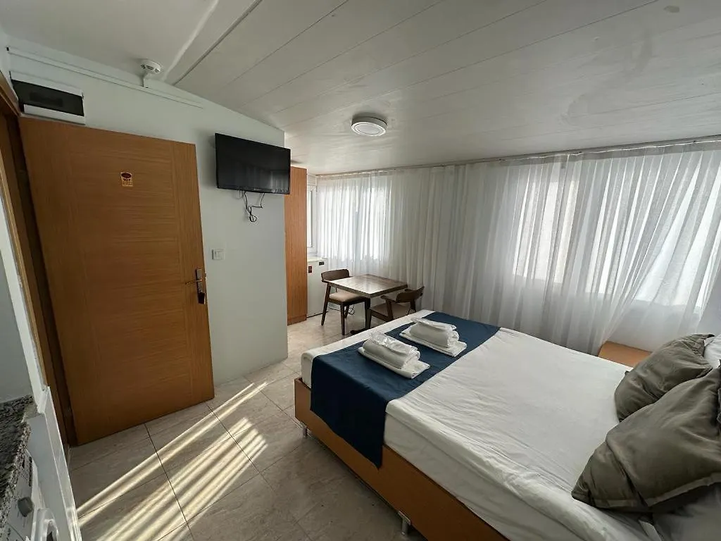 Gueven House Istanbul Apartment